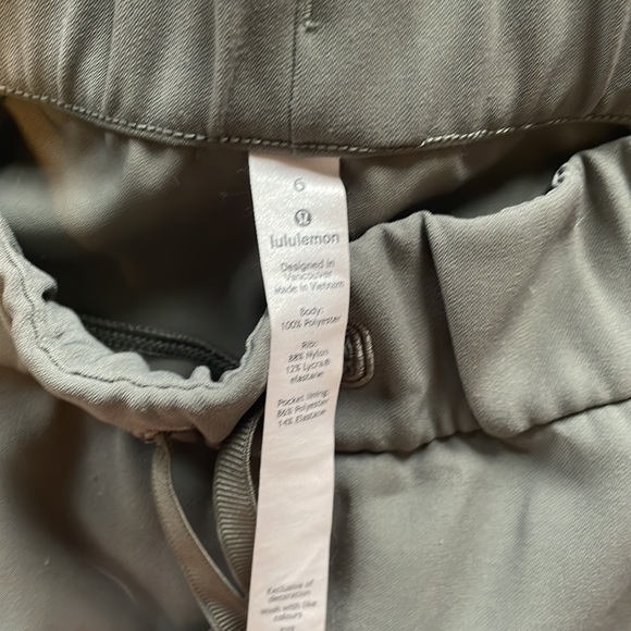 Lululemon On the Fly woven joggers - Picture 4 of 5